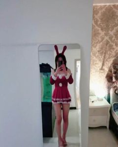 骚女巨乳高个鱼儿