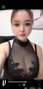 瑶海冷白皮巨乳骚妹