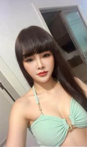 少妇服务系笑笑
