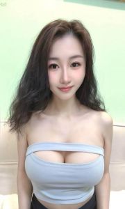 性感巨无霸果果