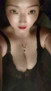 丰满小姐姐