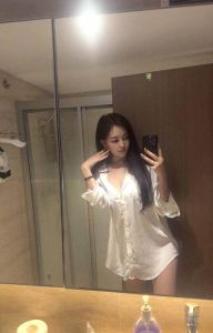 海珠巨乳媚娘