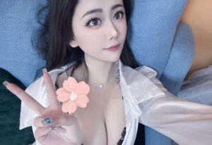  建邺纯欲颜值女友