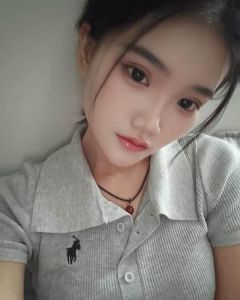 禅城清纯小美女