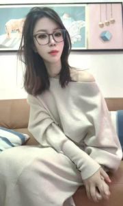 铁西眼镜反差少妇