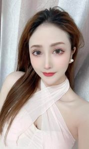 大胸古典美女