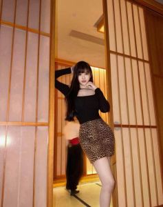 长腿美女姐姐