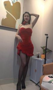 红衣舞女诱惑