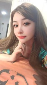 闵行混血儿伊娜