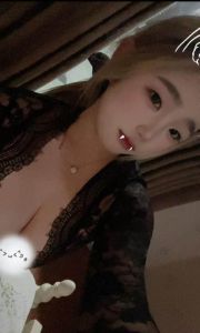 清纯反差少女