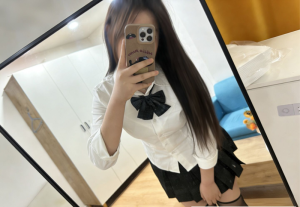 大胸配合小妹妹