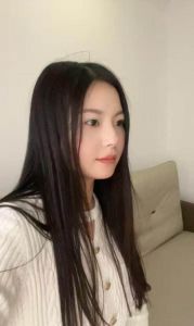 天府三街乖巧可爱莎莎