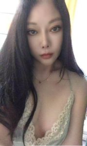 秦淮妖娆美妇