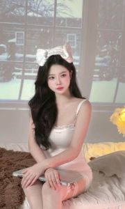 依然美女小姐姐