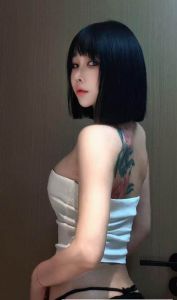 南站纹身妹