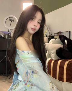 二刷风骚制服屁桃