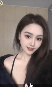 风骚巨乳小姐姐