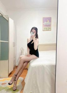 细腰大胸大长腿姐姐