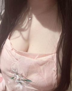 光谷三通美妇
