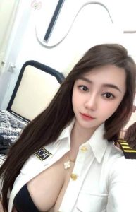 一线天美鲍小少妇