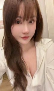 美臀大奶骚姐姐