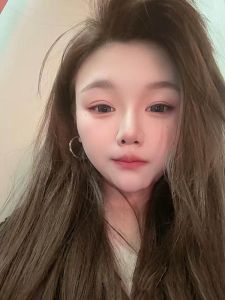 实惠丰满微胖妹妹