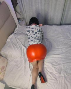 南站大胸老师