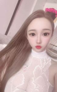 三通丰满美妞