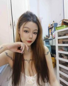 大胸朵朵气质佳