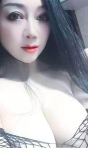 龙岗特色飞人E奶老师