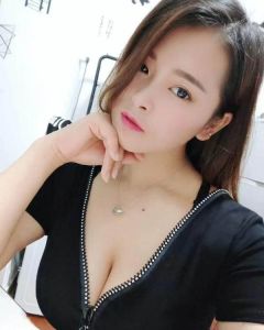 美乳大胸温妮