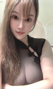 体验大胸大长腿
