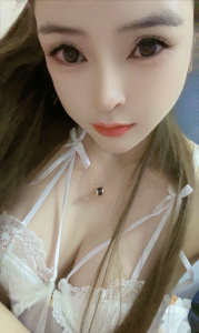 二刷浦东骚妹子小爱茜