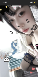 大奶小妹