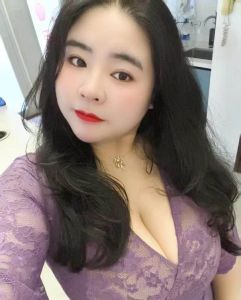 南山乳神露露