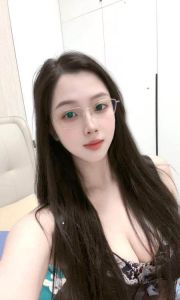 模特反差明媚儿