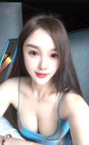 冷白皮莉莉斯