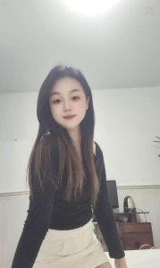 离异带娃少妇