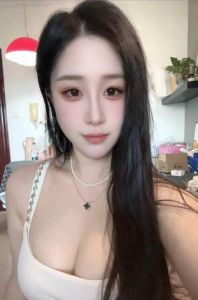 市南白皙女友感清清
