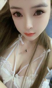 三刷骚妹子小爱茜