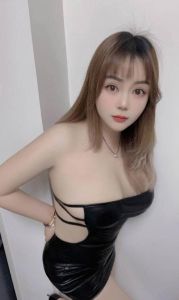 肤白大胸服务好妹子