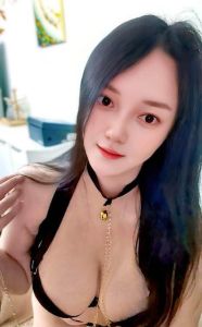 制服诱惑大奶骚妹