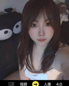 丰满温柔蜜桃臀老师