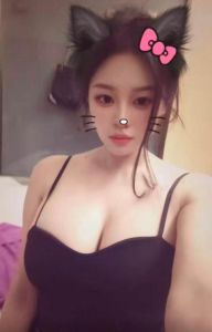 波霸小宝老师