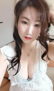 翘臀少妇金麗