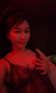 风情万种小少妇
