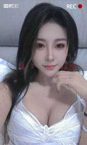 双胞胎姐妹花