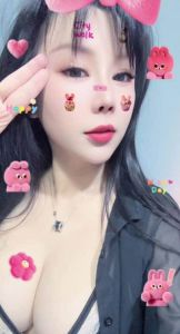 龙华大胸小白
