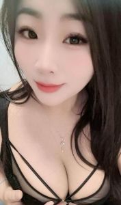 大胸豆豆