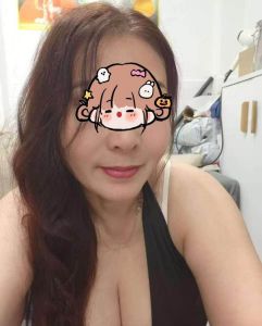 民治水床熟女